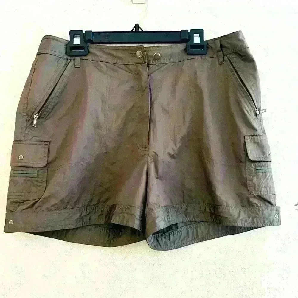 DKNY WOMENS GOLF SHORTS HUNTER GREEN ZIPPERED/ SNAP POCKETS ATHLETIC SWING.SZ 14